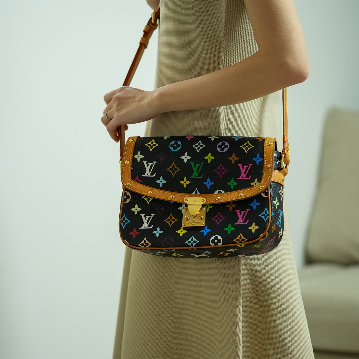 Louis Vuitton Sologne Monogram Multicolor Crossbody Shoulder Bag M92639 【S】