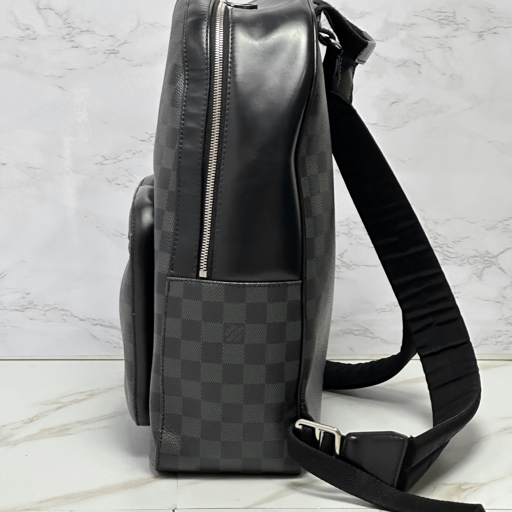 louis vuitton black backpack damier Amazon.com: Vuitton, Pre-Loved Infini Michael Backpack, : Clothing, Shoes & Jewelry Hot Stamping Louis Vuitton Damier Graphite Avenue