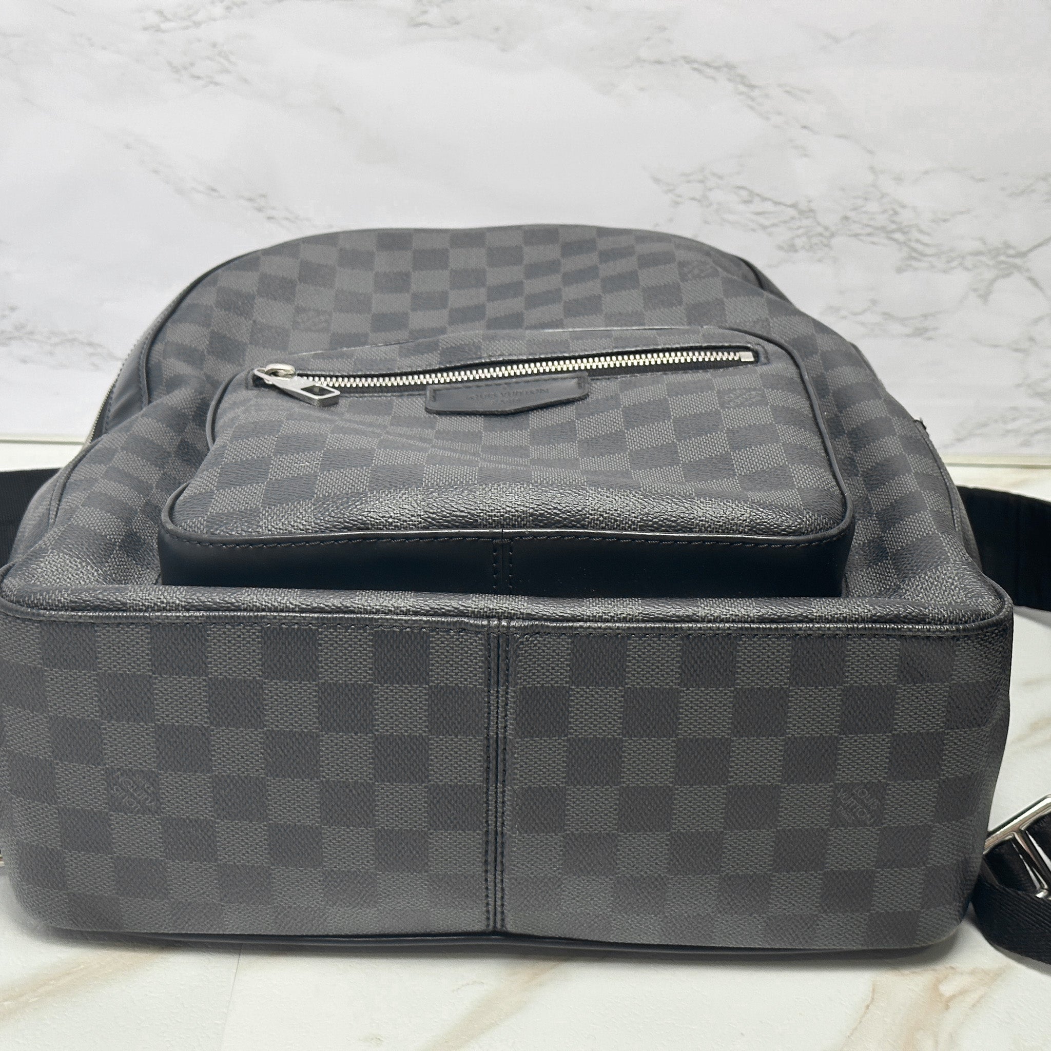 Louis Vuitton Damier Graphite Josh Backpack Canvas Black Gray Men Unis – SONOBE KE