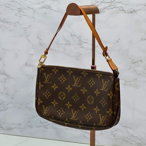 Louis Vuitton Monogram Pochette Accessoire Shoulder Bag Pouch M40712【S】