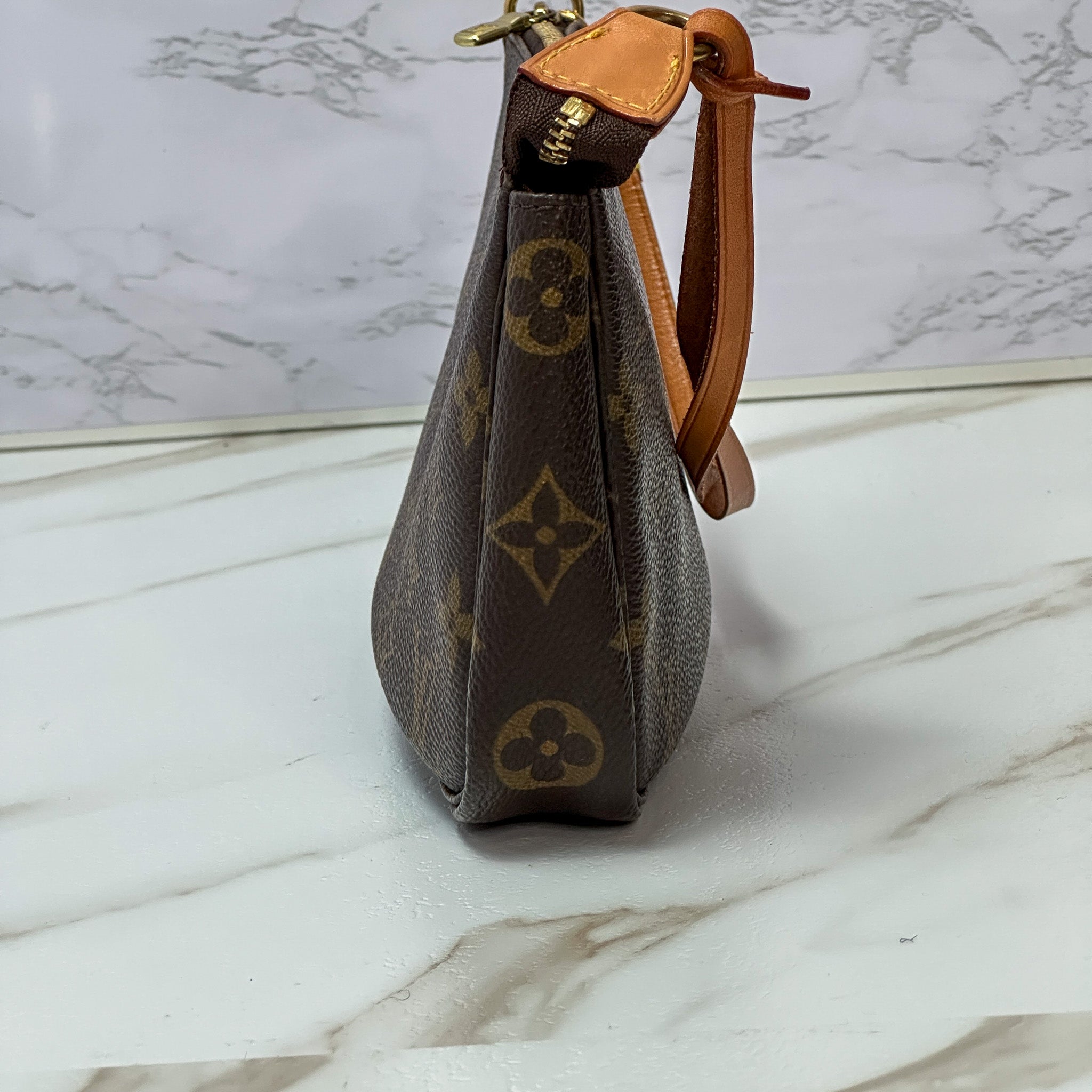 louis vuitton canvas backpack pouch Louis Vuitton Monogram Pochette Accessoire Shoulder Bag Pouch M40712【S – SONOBE KE