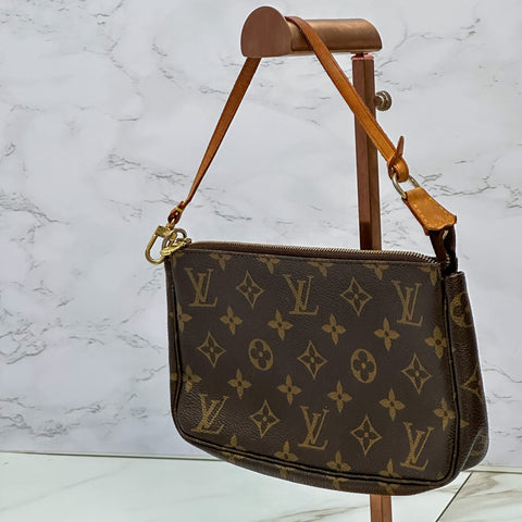 Louis Vuitton Monogram Pochette Accessoire Shoulder Bag Pouch M40712 【A】