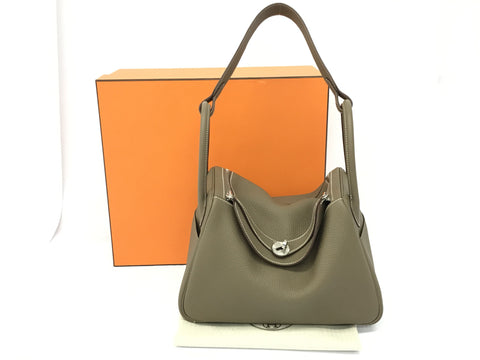 HERMES Lindy Taurillon Clemence Etoupe SS U shoulder bag