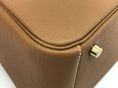 HERMES Lindy 26 Taurillon Clemence Gold Gold metal fittings B stamp Unused item With metal fittings protective seal Cloth cover Complete product Box Bag Booklet Rain cover Shoulder bag