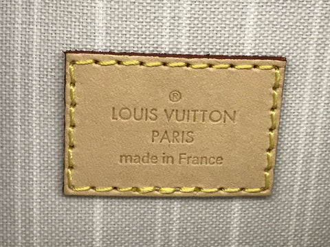 LOUIS VUITTON Monogram Monogram Giant Multi Pochette Accessoire Shoulder Bag