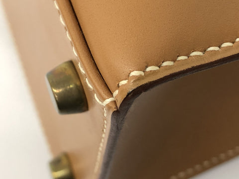 HERMES Kelly Kelly 28 box calf beige GD metal fittings 〇V carved handbag