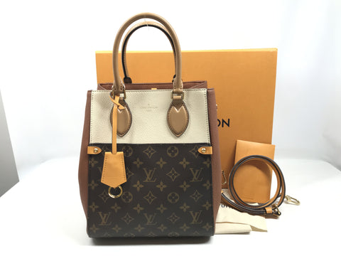 LOUIS VUITTON Monogram Monogram Fold Tote MM M45376 Tote Bag