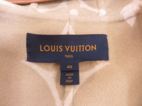 LOUIS VUITTON Clothing Hooded Wrap Coat Lining Giant Logo Coat