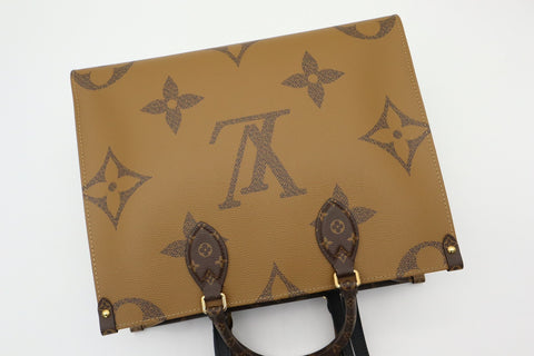 LOUIS VUITTON M45321 Reverse On The Go-MM Monogram Giant RFID Tote Bag