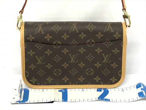 LOUIS VUITTON Monogram Monogram Diane Handbag