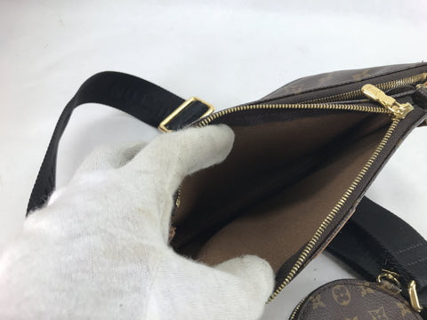 LOUIS VUITTON Monogram Monogram Multi Pochette Accessoire Handbag