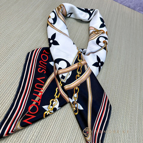 LOUIS VUITTON Kare 90 Ultimate monogram giant Scarf Silk WHT M76649【N】