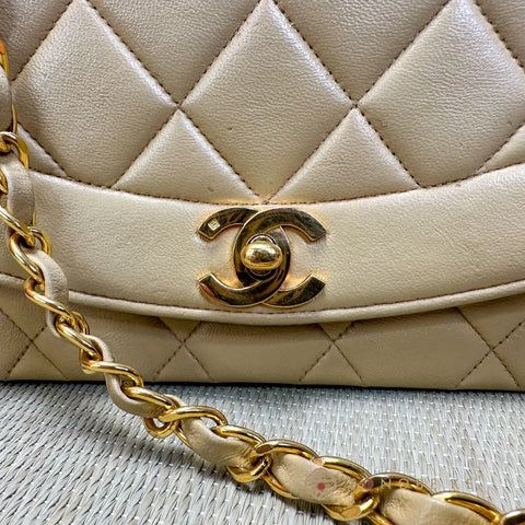 Chanel Diana flap matelasse beige Lambskin Chain Shoulder Bag CC Logo No.2【A】