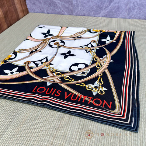 LOUIS VUITTON Kare 90 Ultimate monogram giant Scarf Silk WHT M76649【N】