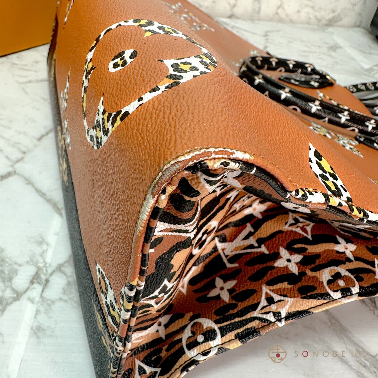 Louis Vuitton Monogram Pillow Onthego GM 2way Tote