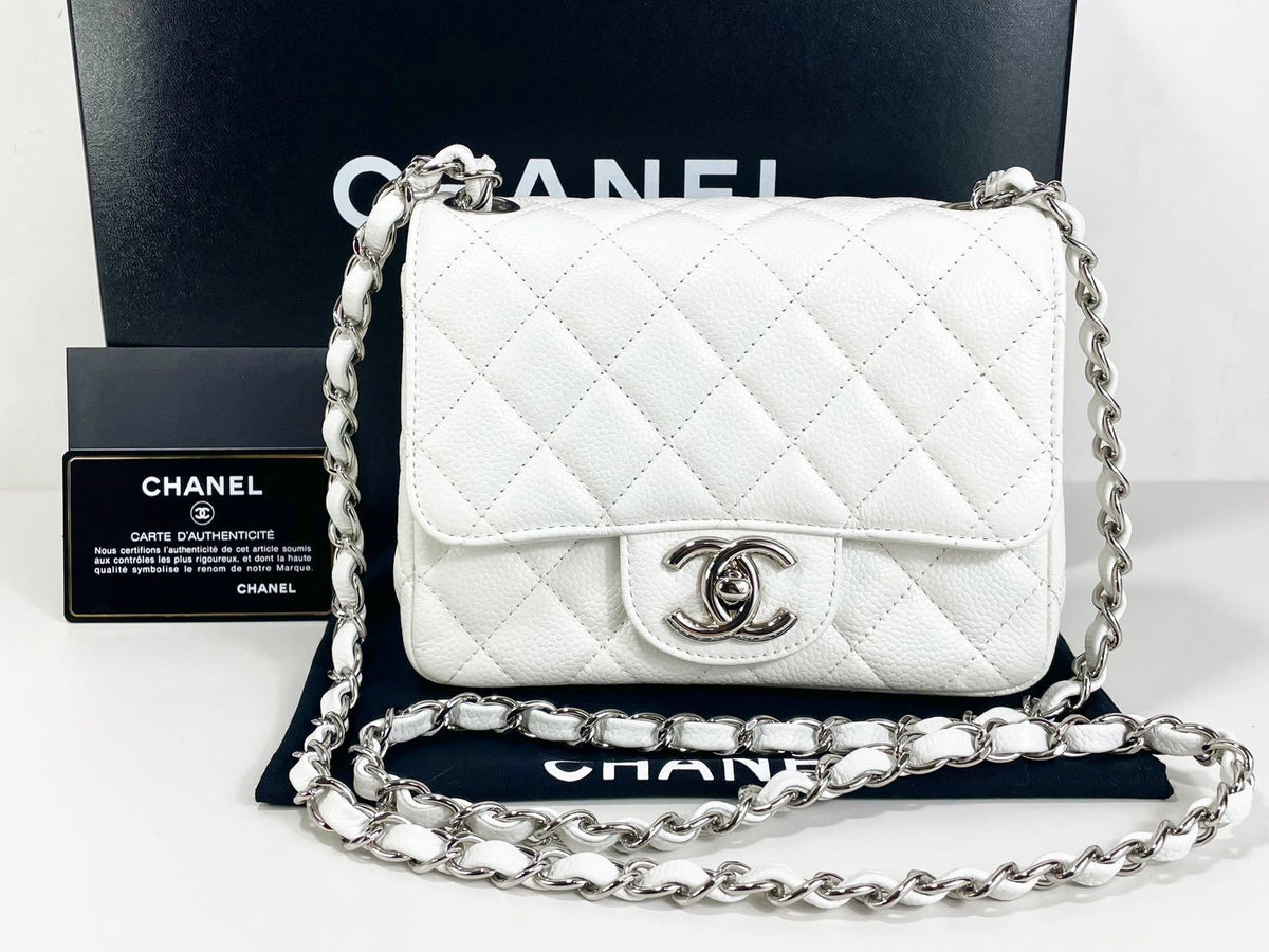 CHANEL mini matrasse caviar skin W17/H13/D7cm approx. 12 tan lock silver hardware shoulder bag with box, booklet, bag, card, gold sticker and seal 12428738 very beautiful shoulder bag