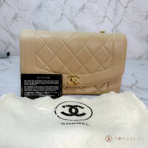 Chanel Diana Single flap matelasse beige Lambskin Chain Shoulder Bag CC Logo No.2 【A】