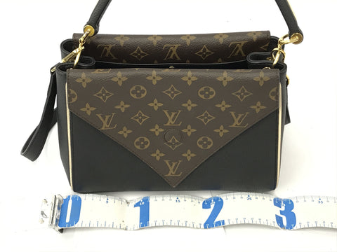 LOUIS VUITTON Monogram Monogram Double V TR1197 Handbag