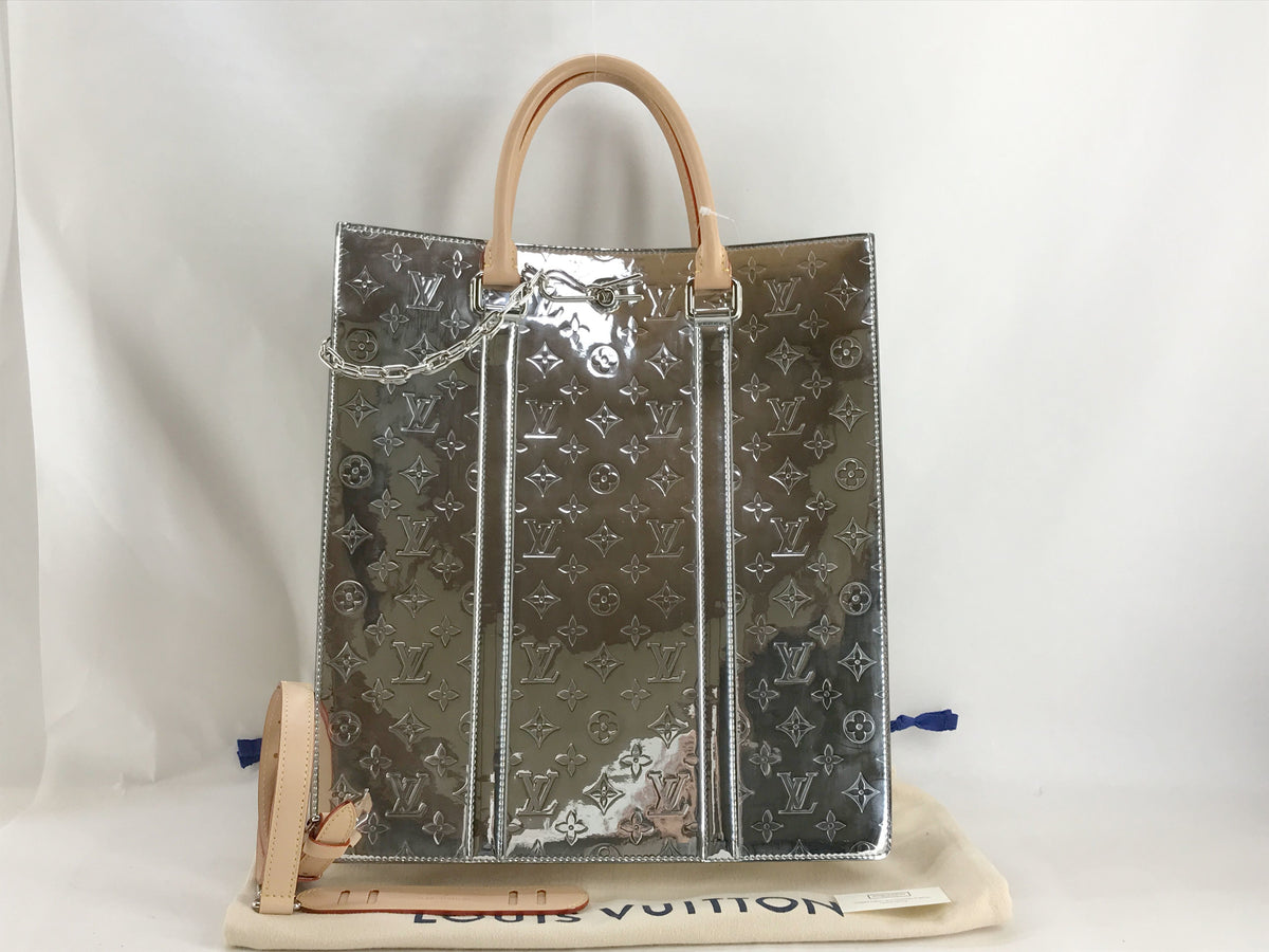 LOUIS VUITTON monogram Louis Vuitton sack plastic M45884 IC chip monogram mirror tote bag shoulder bag 21AW tote bag