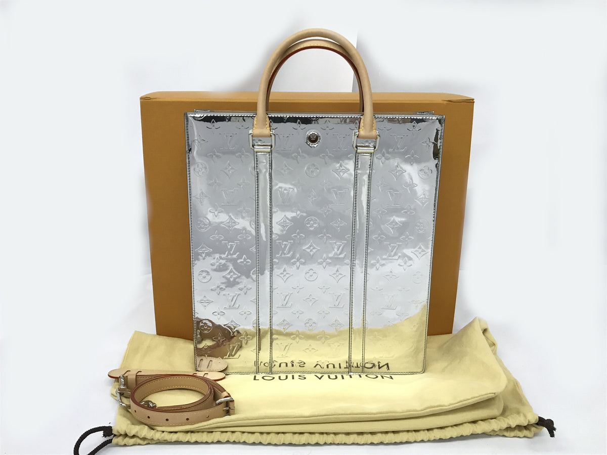 LOUIS VUITTON mirror sack plastic bag