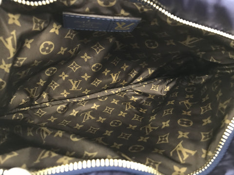 LOUIS VUITTON Maxi Multi Pochette Accessoire Handbag