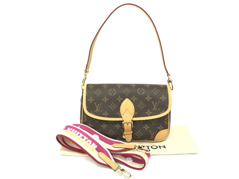 LOUIS VUITTON Monogram Monogram Diane Handbag