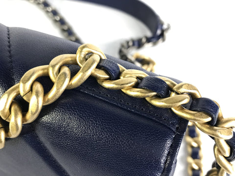 CHANEL lambskin mini 19 chain wallet 29th series shoulder bag