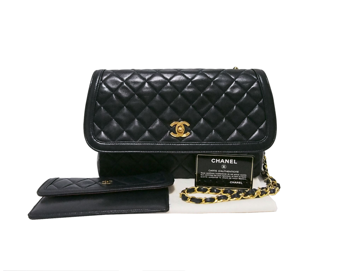 CHANEL lambskin parent and child chain shoulder bag with pouch [with seal card] No. 1 shoulder bag