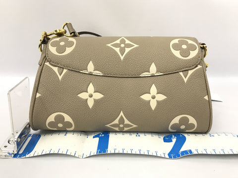 LOUIS VUITTON Favorite NM M45836 Shoulder bag