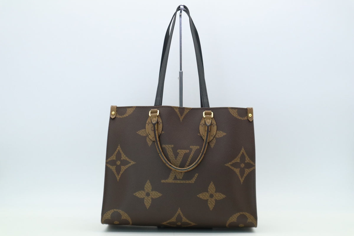 LOUIS VUITTON M45321 Reverse On The Go-MM Monogram Giant RFID Tote Bag