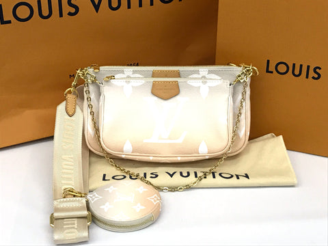 LOUIS VUITTON Monogram Monogram Giant Multi Pochette Accessoire Shoulder Bag